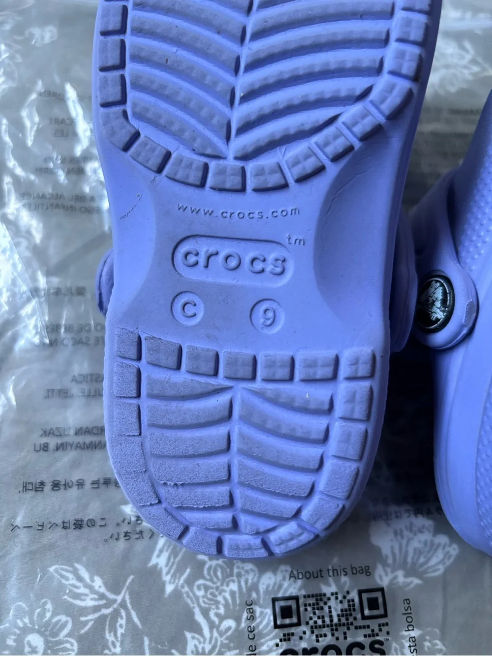 💜 Crocs Kids Classic Clogs in Purple